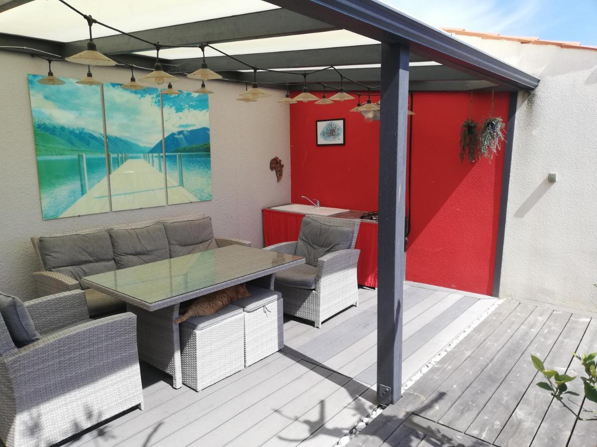 Studio Independant Chez L'Habitant Avec Piscine Et Cuisine Exterieures La Rochelle  Extérieur photo