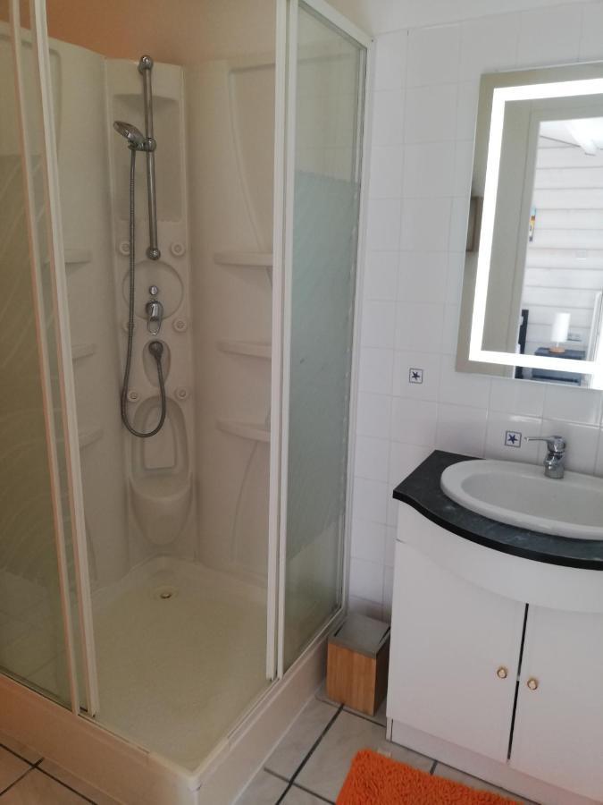 Studio Independant Chez L'Habitant Avec Piscine Et Cuisine Exterieures La Rochelle  Extérieur photo